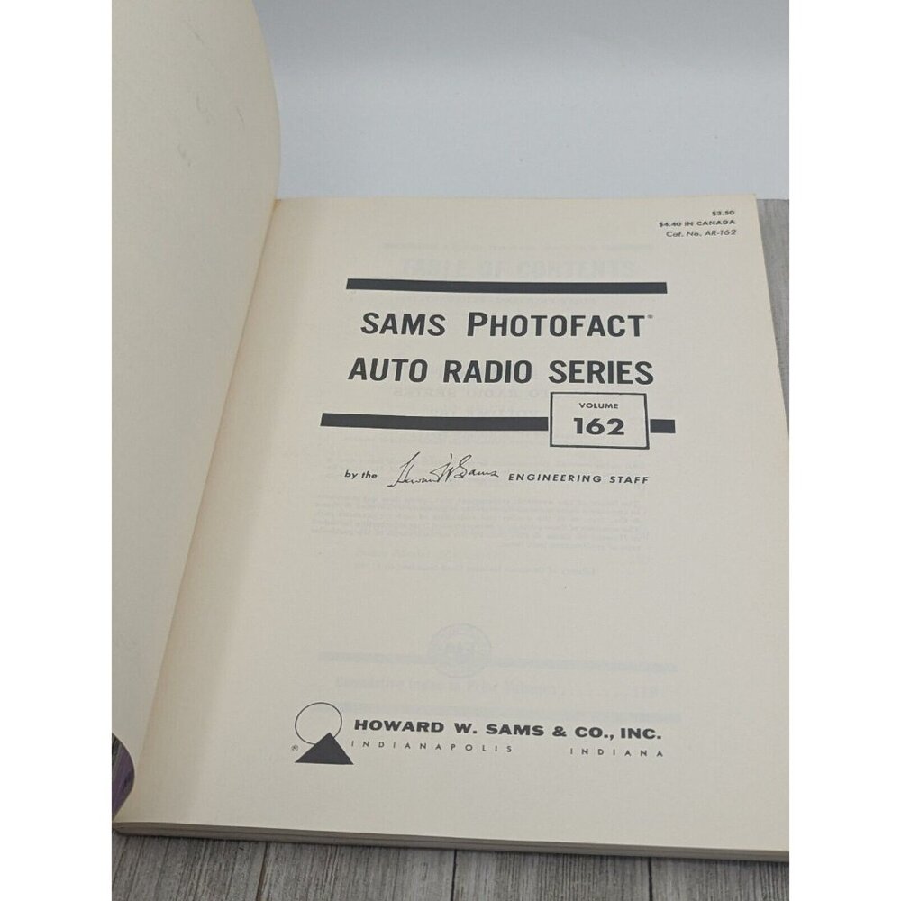 Original Sams PhotoFact Auto Radio Series Book AR-162 February 1974 - Picture 4 of 5